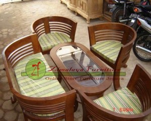 Set Kursi Tamu Cantik
