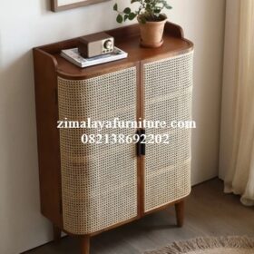 Rak Sepatu Kayu Jati Pintu Rotan
